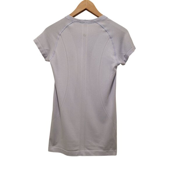 Lululemon SWIFTLY TECH Lilac Short Sleeve Mesh Activewear Top Women's Size 8 - Picture 2 of 5